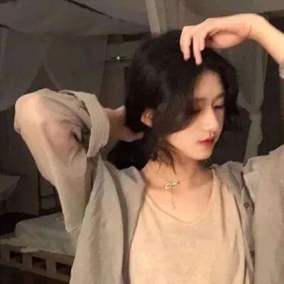 荒唐男荒唐女